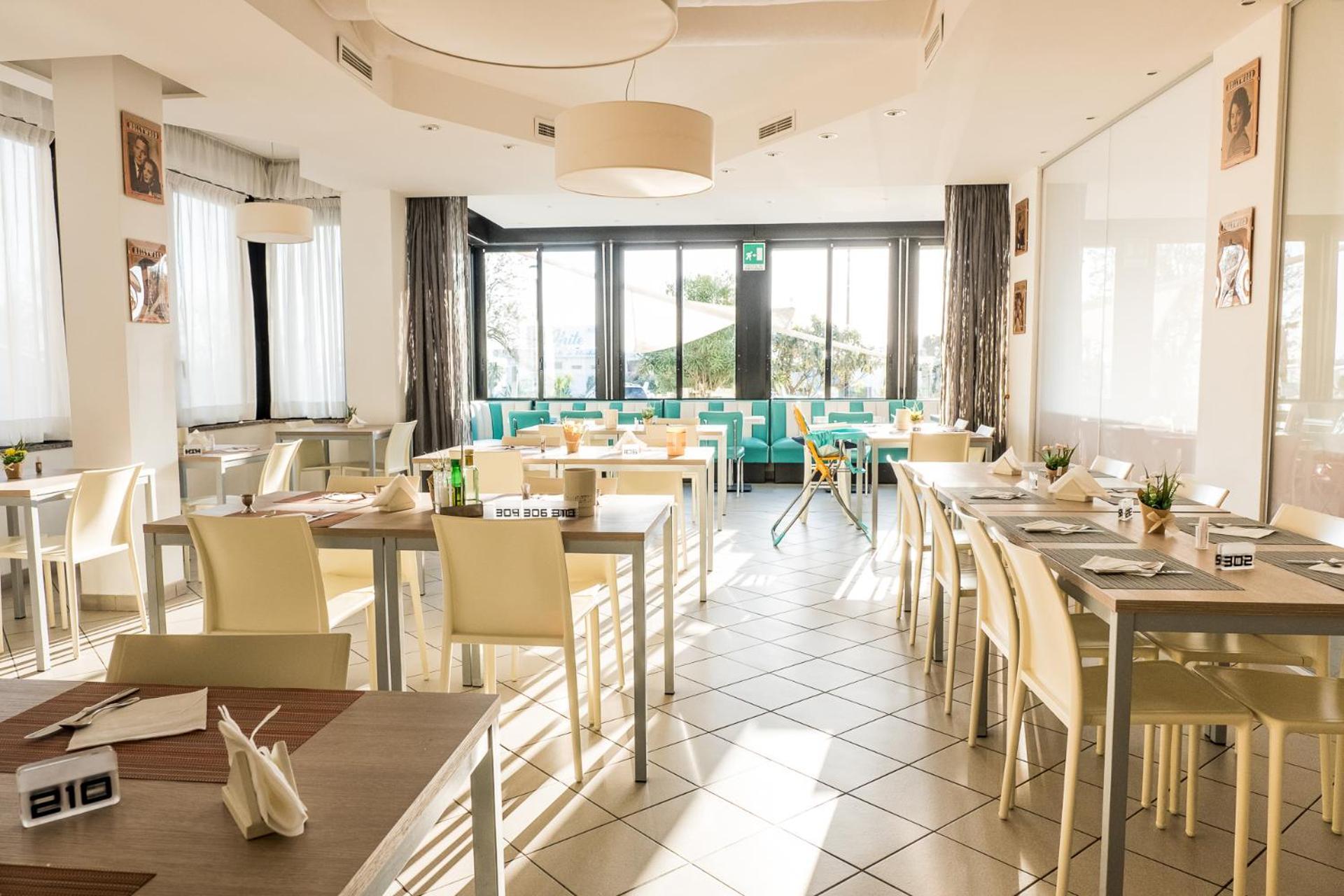 Hotel Rudy Cervia Exterior foto