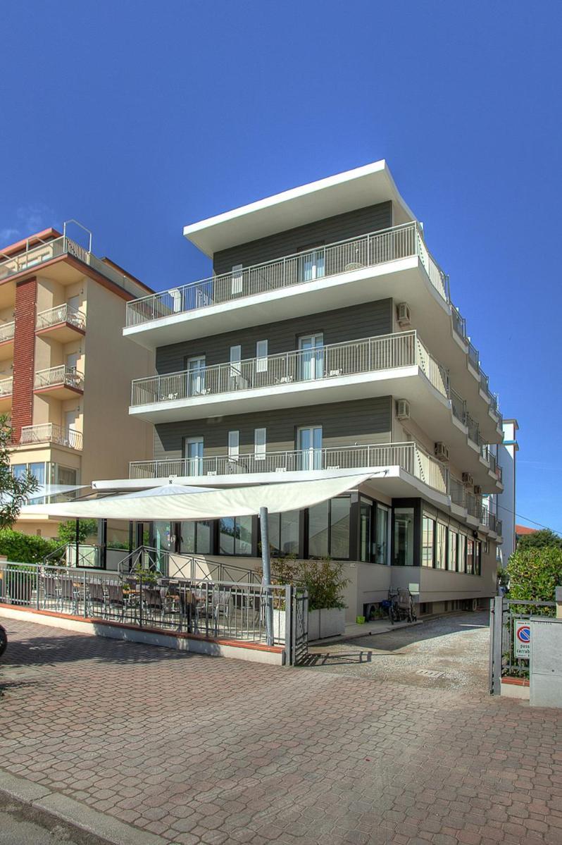 Hotel Rudy Cervia Exterior foto